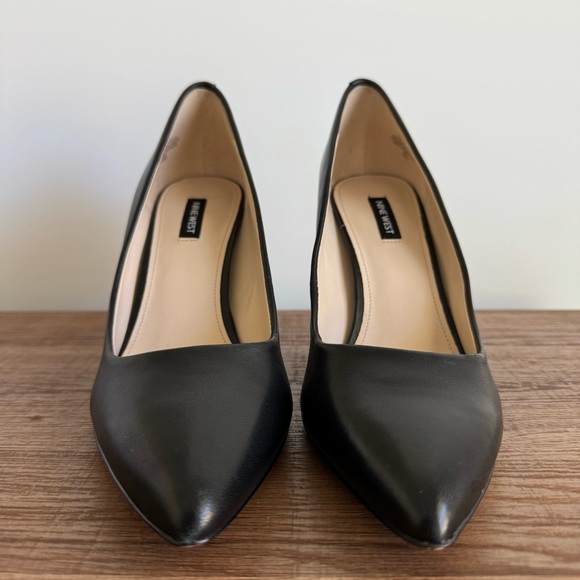 Nine West - Women's Flax Black Leather Pumps size 10 - Picture 7 of 10